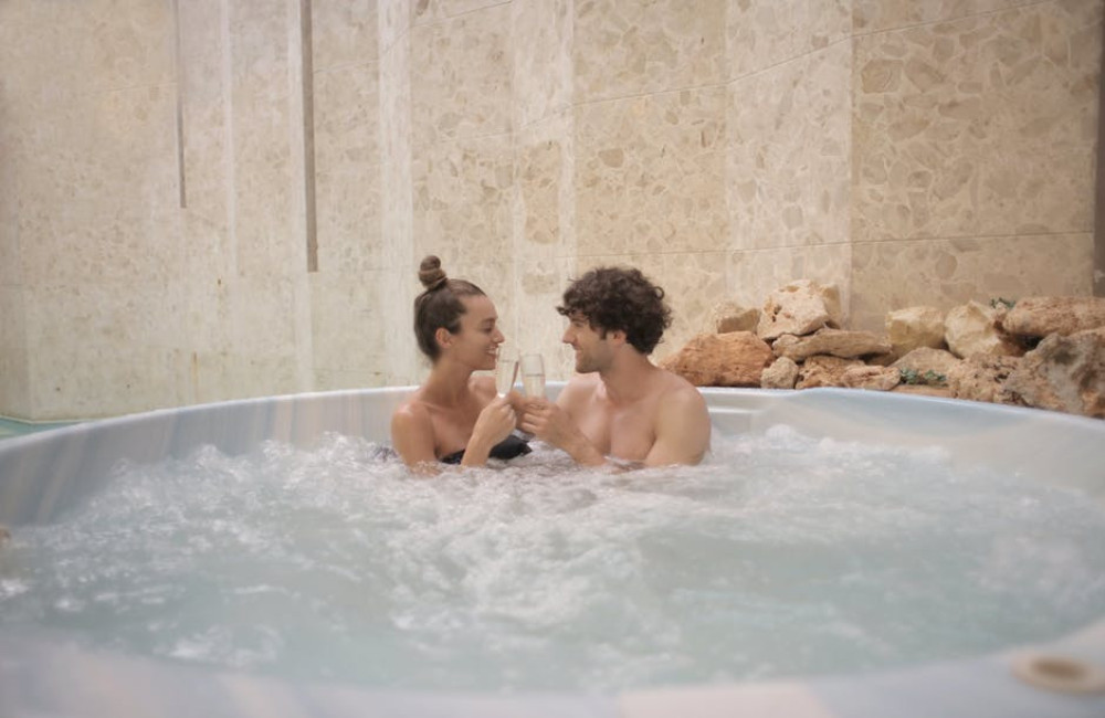 Waarom een hotelkamer met bubbelbad boeken?