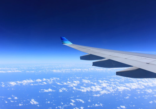 Wat is het verschil tussen een economy en basic economy vliegticket?